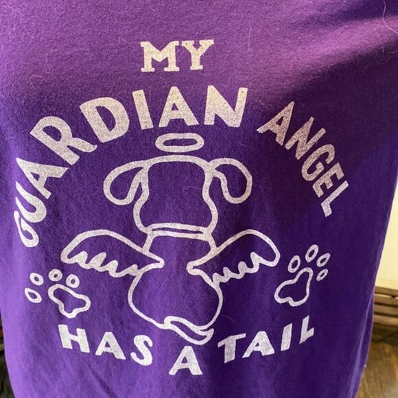 GUARDIAN Angel has a Tail - Picture 2 of 3